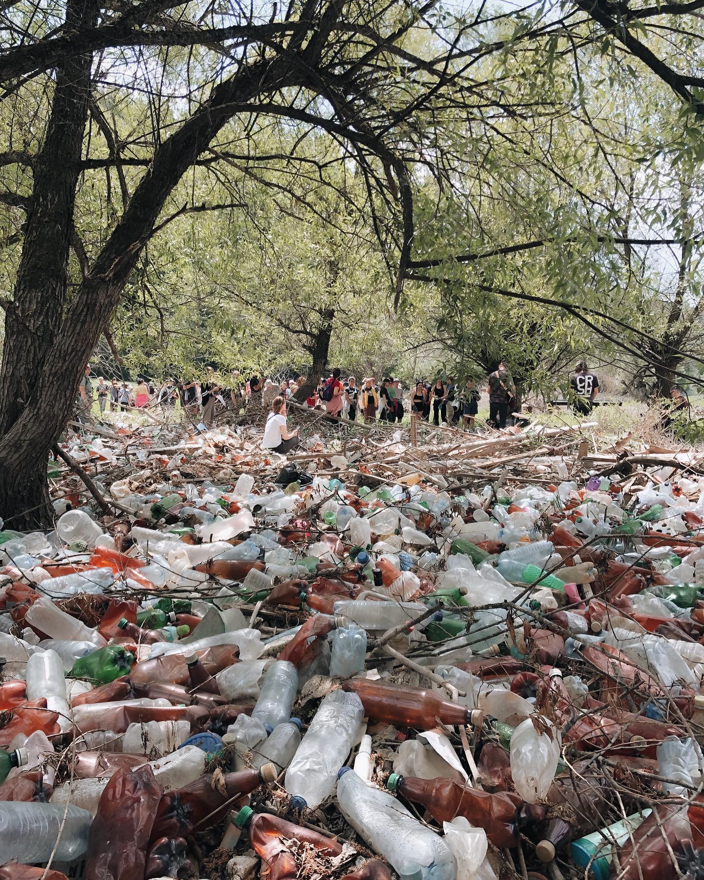 Вірю що колись цих пляшок  не буде — додатковий ракурс 4, ручна робота майстерні Jane and Mery