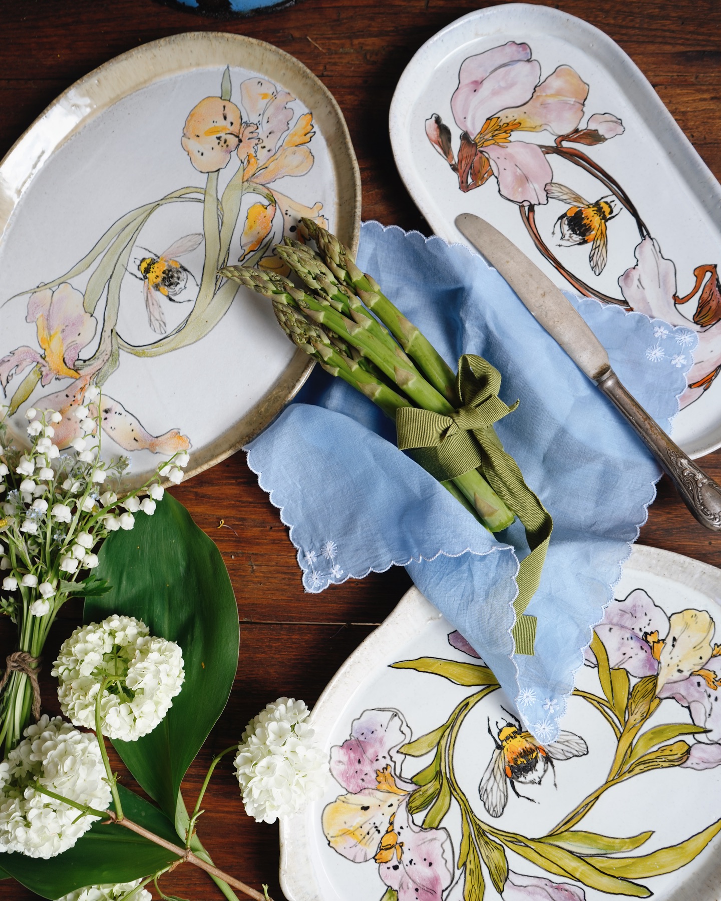 Порцелянові тарілки "Атмосфера Травня" — додатковий ракурс 4, ручна робота майстерні Jane and Mery