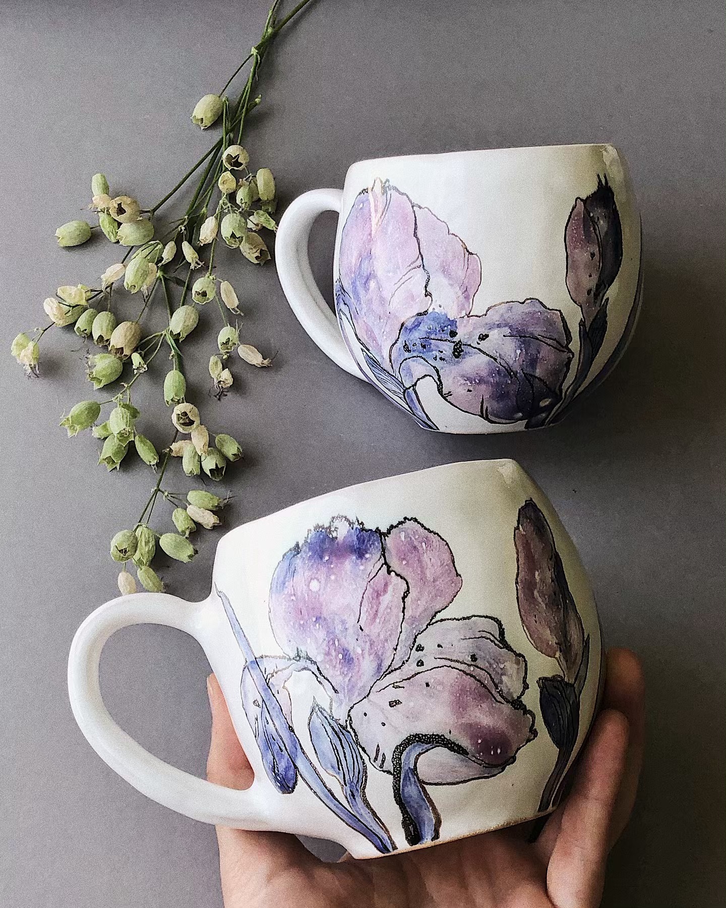Горнятка ємністю 400мл. Вартість 250грн.  #керамикаукраина #loveceramic #handmade #ceramics #potterydesign #pottery #art #flowerstagram #craft #керамика #чашки #кружки — авторський виріб ручної роботи з гутного скла / порцеляни, майстерня Jane and Mery