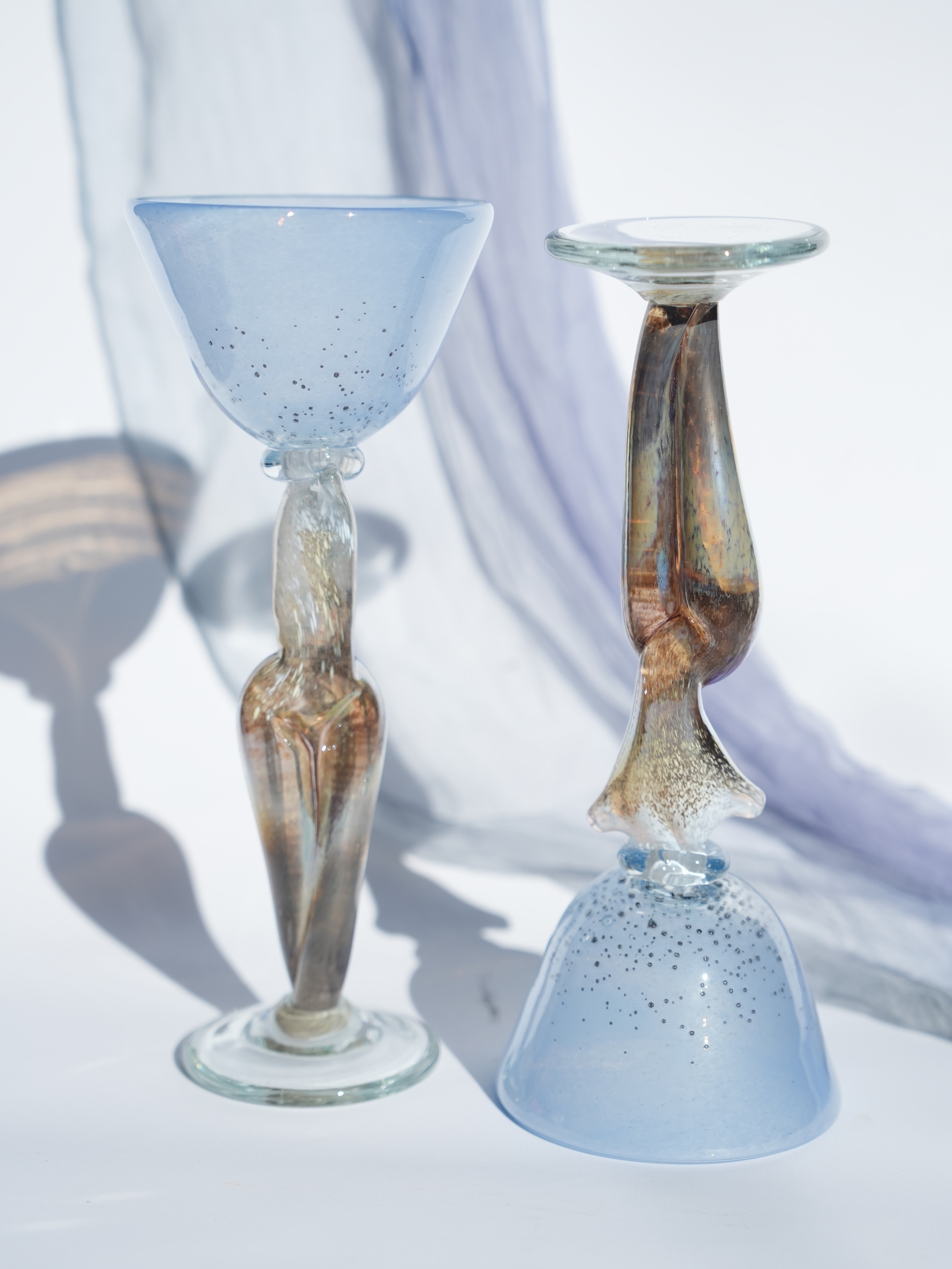 Artisan hand-blown glass glassware piece, Келихи «Каріатиди» из гутного скла, housewa… — Jane and Mery